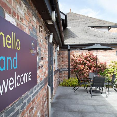 Hello Hotel Swinton  Exterior photo